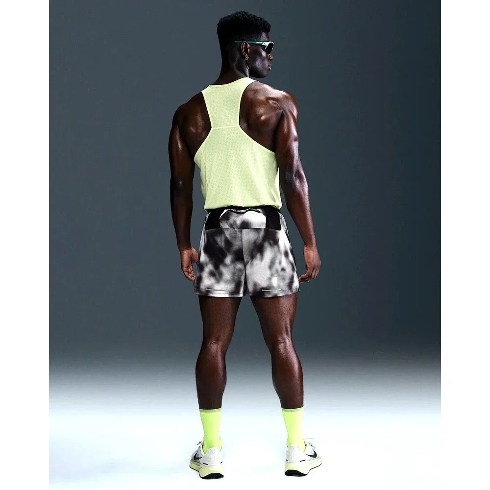 Nike Running Division Breathe Dri-FIT ADV 4'' Running Shorts Men Small HJ4150010